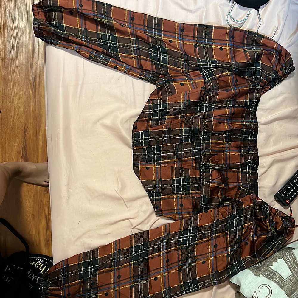 Semi-casual top for sale!!